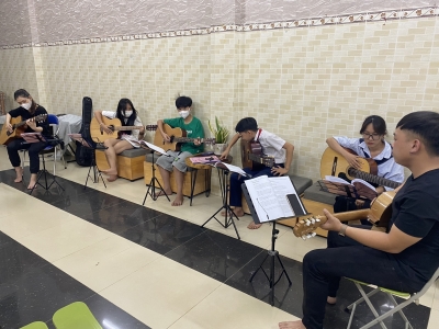 Khóa Guitar đệm hát từ Cơ Bản - Nâng Cao